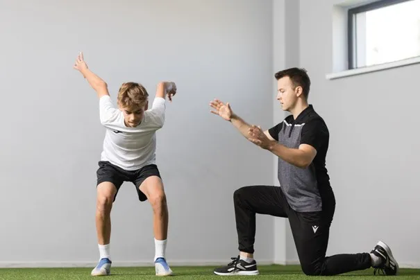 Jak wypromować młodego piłkarza i uniknąć wypalenia sportowego