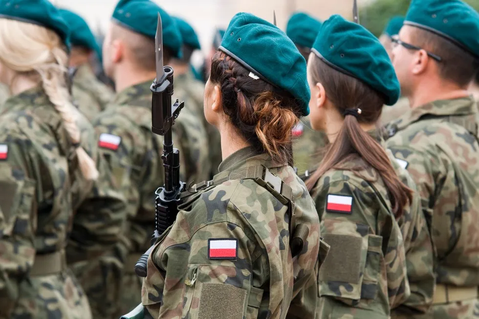 Jak skutecznie przygotować się do służby przygotowawczej w Polsce