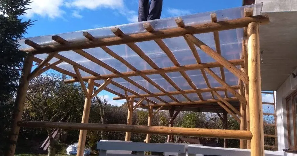 Co ile krokwie pod poliwęglan, aby uniknąć problemów z dachem