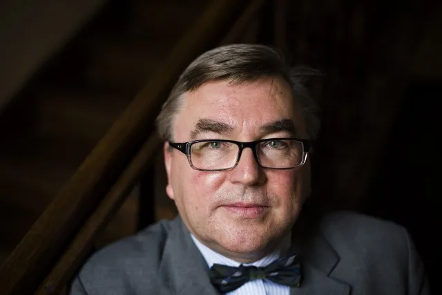 Marek Bankowicz o demokracji: kluczowe zasady i kontrowersje Marek Bankowicz o demokracji: kluczowe zasady i kontrowersje