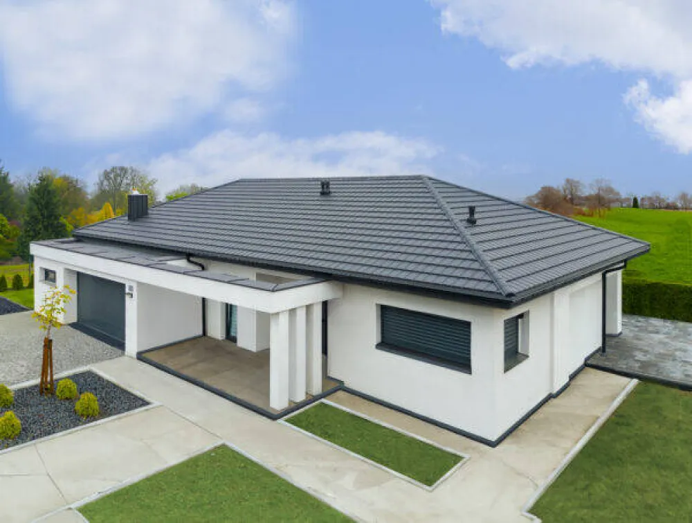 Jak dobrać idealny kolor elewacji do grafitowej dachówki? Praktyczne porady i inspiracje