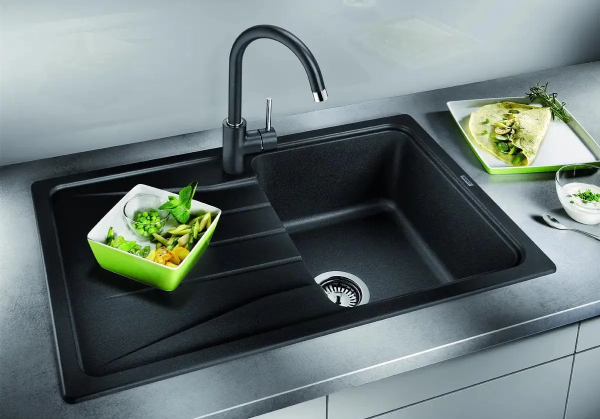 Jak zamontować zlew: Poradnik krok po kroku (nakładany i wpuszczany)