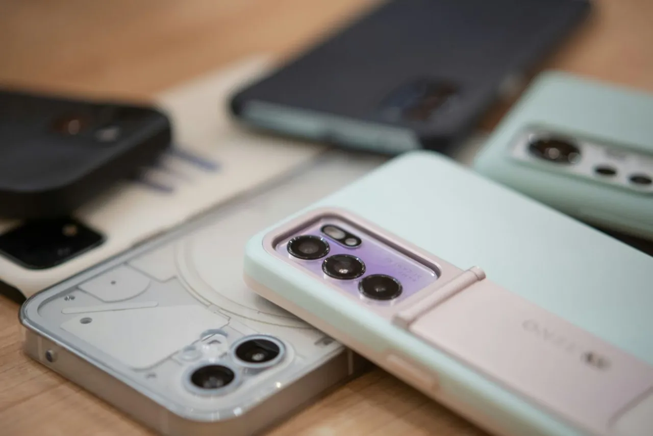 Smartfon z aparatem do 2000 zł 2026: TOP 5 modeli [Ranking]