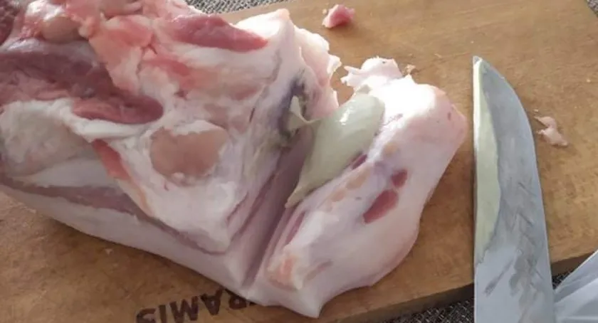 Jak rozpoznać zepsute mięso wieprzowe - uniknij niebezpieczeństwa zdrowotnego