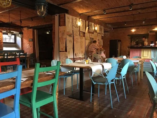 Gdzie zjeść w Pruszkowie? Odkryj najlepsze restauracje i smaki