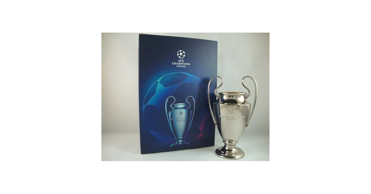Ile kosztuje puchar Ligi Mistrzów? Ceny replik i oryginału zaskakują