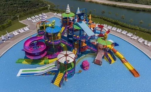 Gdzie z dzieckiem do Turcji? Odkryj rodzinne atrakcje i hotele