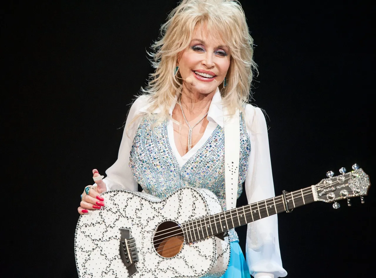 Ile lat ma Dolly Parton? Legenda country wciąż zachwyca