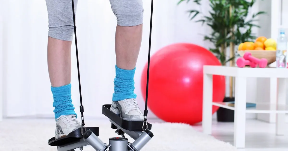 Co daje stepper? Jędrne pośladki, odchudzanie, lepsza kondycja