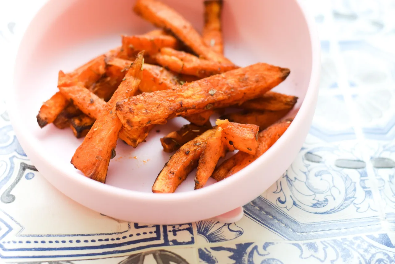 Frytki z batatów z czym podać, aby zaskoczyć gości smakiem