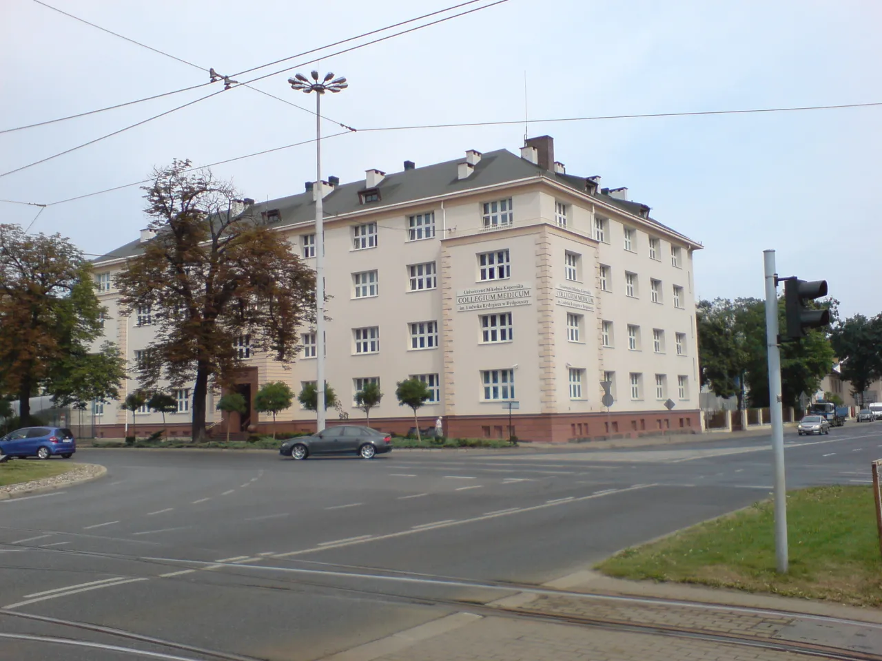 Bydgoszcz uniwersytet medyczny: kluczowe programy i nowości edukacyjne