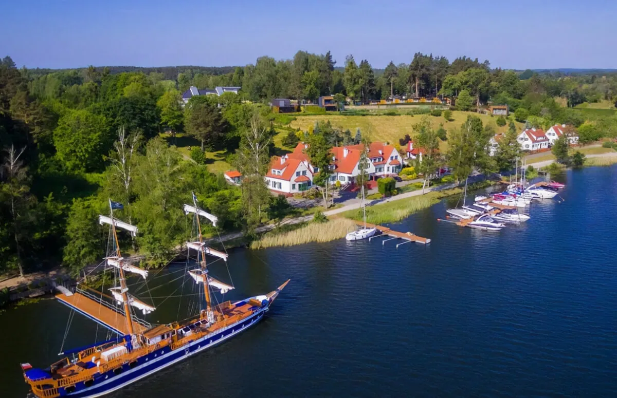 Mikołajki na weekend: Co robić? Odkryj Mazury z ekspertem!