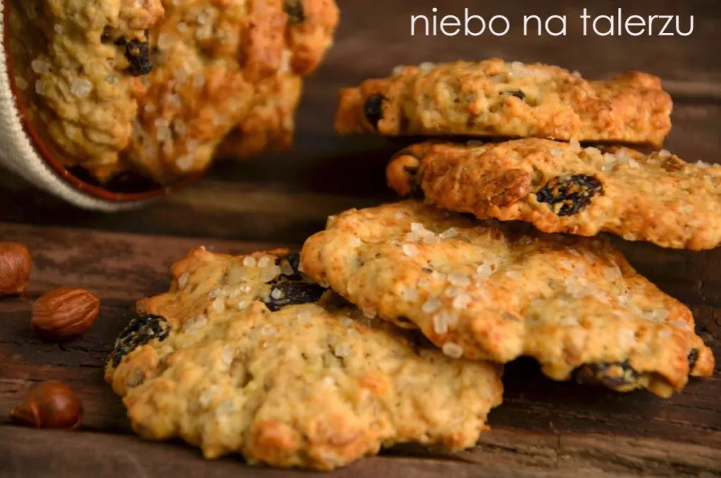 Ciastka owsiane: Jak długo i w jakiej temperaturze piec idealnie?
