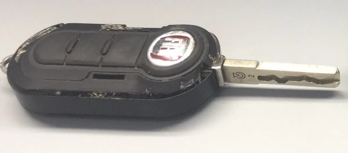 Krok po kroku: samodzielnie rozłożysz kluczyk Fiat Ducato w 5 minut