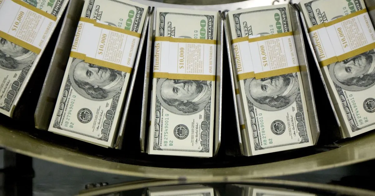 Czy dolar pójdzie do góry? Oto prognozy i ich wpływ na inwestycje