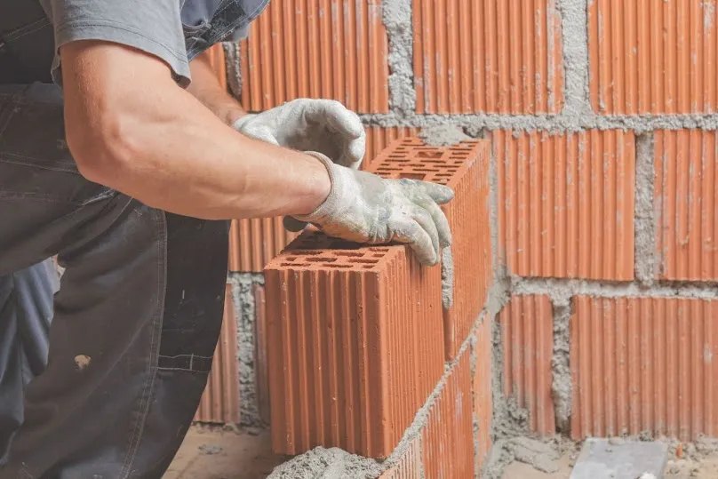 Jaką zaprawę do pustaków ceramicznych wybrać, by uniknąć błędów? Jaką zaprawę do pustaków ceramicznych wybrać, by uniknąć błędów?