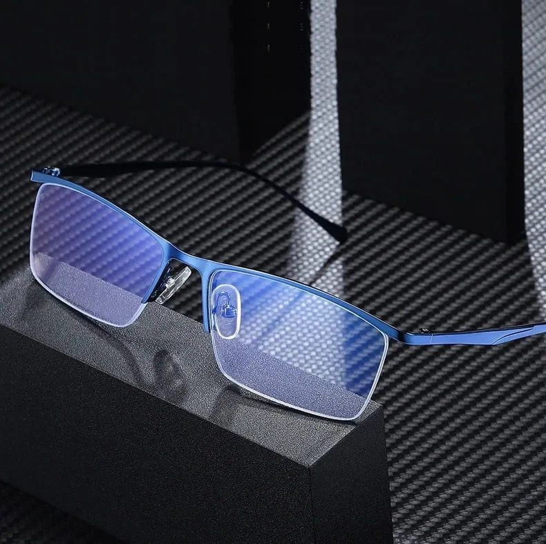 Okulary blue light 24/7: Bezpieczne czy zbędne? Opinia eksperta