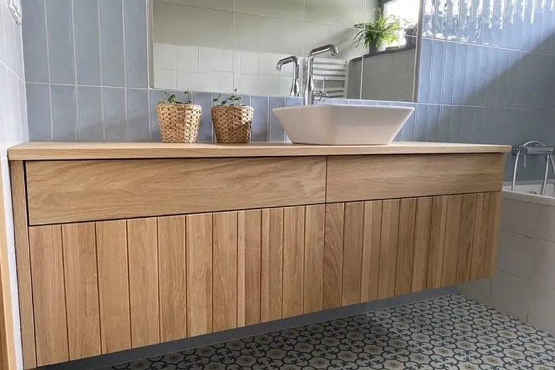 Jaka płyta na tył szafki? Wybierz najlepszy materiał dla trwałości