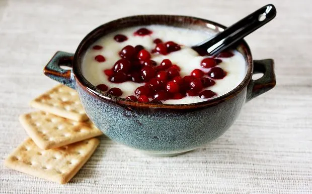 Smaczne i zdrowe desery na lato fit: 5 przepisów ochładzających