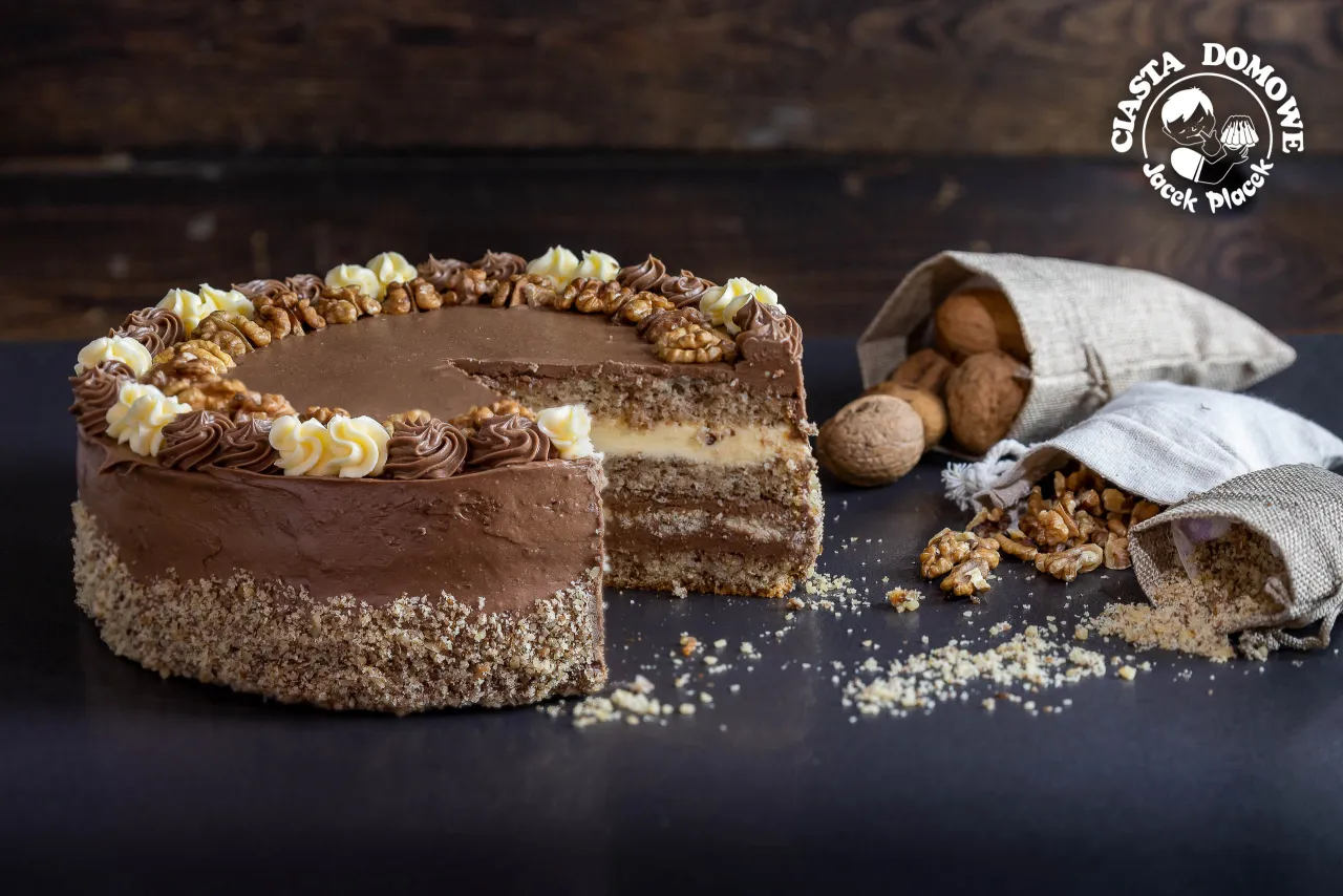 Czy ciasto malinowa chmurka można zamrozić? Odkryj najlepsze metody!