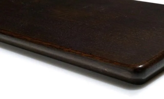 Jakie parapety wewnętrzne do ciemnych okien – wybierz najlepsze rozwiązania