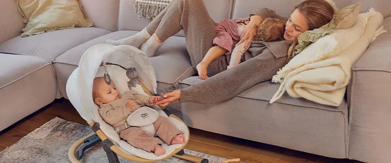 Leżaczek bujaczek czy mata edukacyjna: co wybrać dla dziecka?