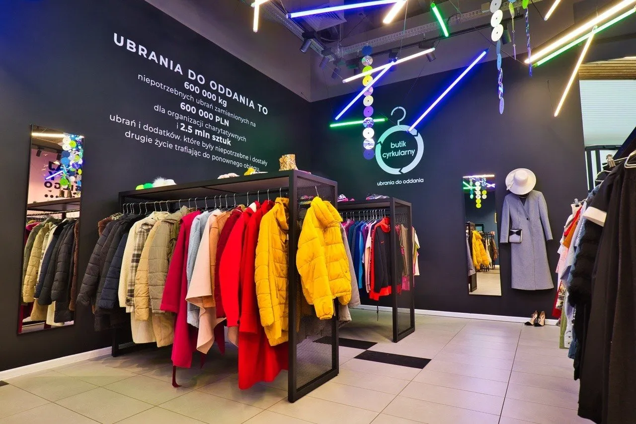 Gdzie można oddać ubrania dla potrzebujących w Wrocławiu i innych miastach Gdzie można oddać ubrania dla potrzebujących w Wrocławiu i innych miastach