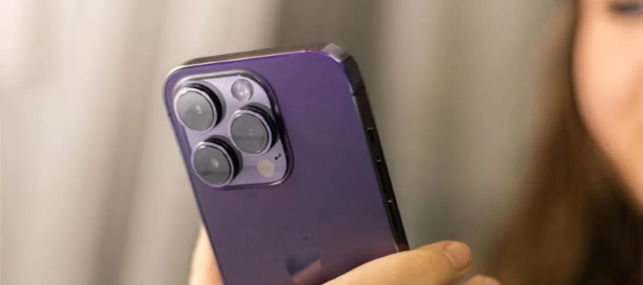 Jak włączyć lampę w aparacie iPhone i poprawić zdjęcia w nocy