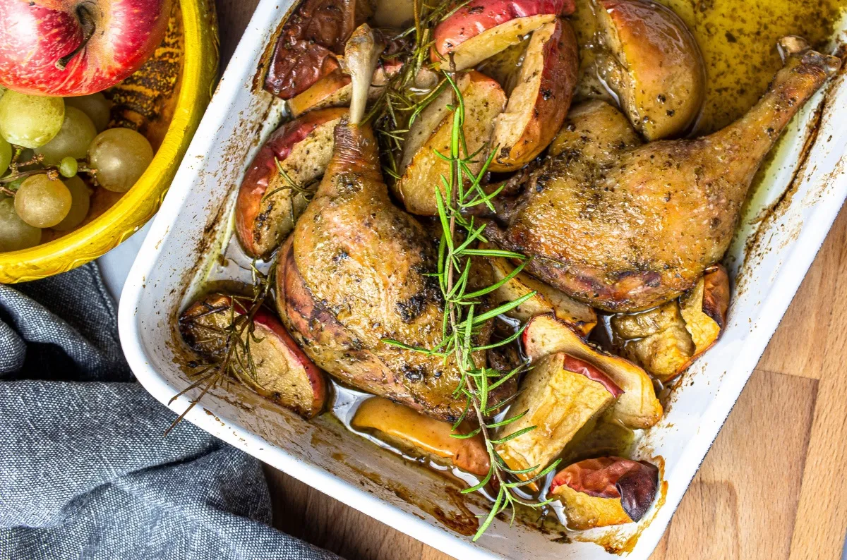 Jak ugotować mięso z kaczki: przepis na idealnie miękkie danie