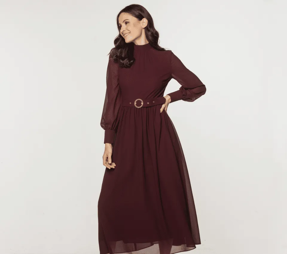 Strój na pierwszą randkę: stylizacje, które dodają pewności siebie