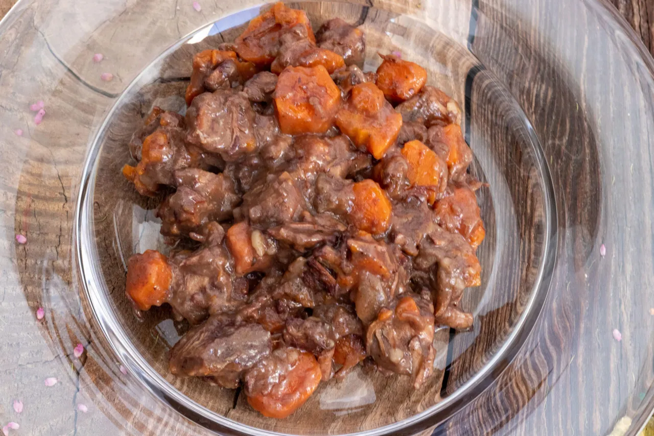 Jakie mięso wybrać do wołowiny po burgundzku, by osiągnąć sukces?