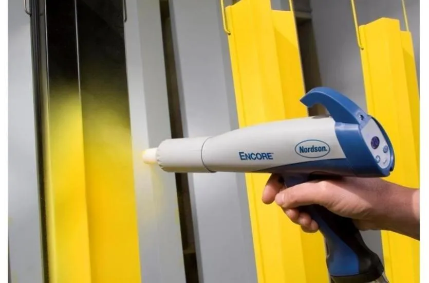 Jak ustawić pistolet do malowania proszkowego, aby uniknąć błędów