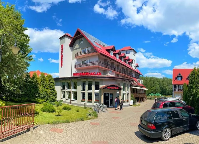 Noclegi w Giżycku: Gdzie znaleźć najlepsze noclegi na Mazurach?