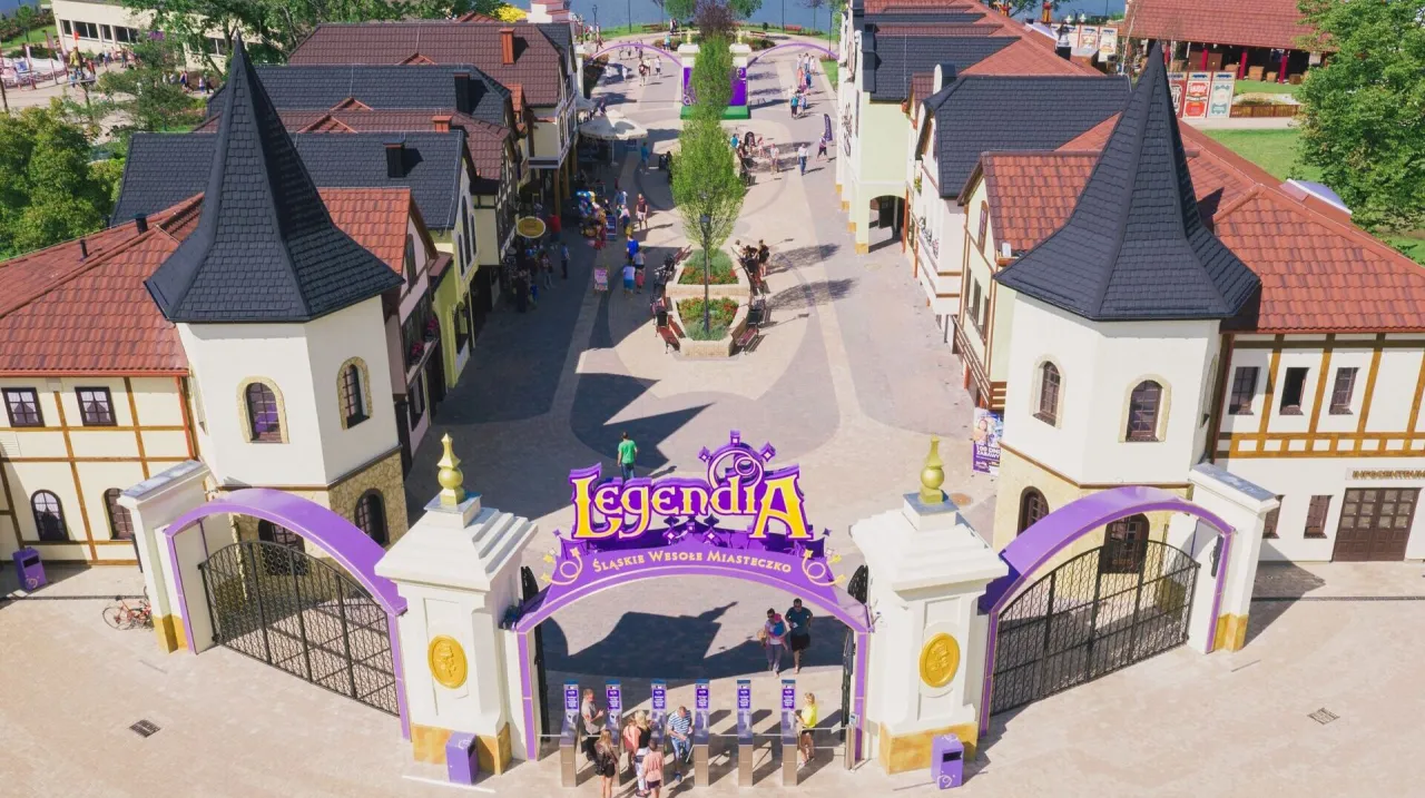 Legendia Chorzów: Jak zaplanować idealną wizytę? Ceny, atrakcje