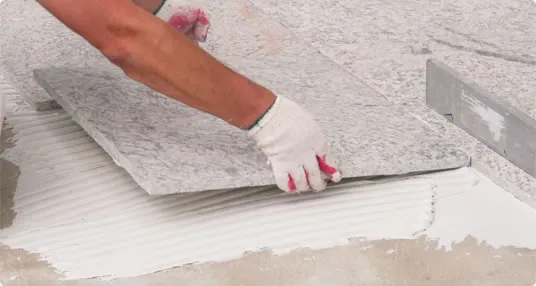 Najlepsza zaprawa do granitu: uniknij przebarwień i trwałość gwarantowana