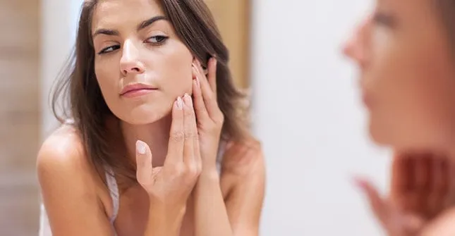 Jak szybko pozbyć się pryszcza - sprawdzone metody na natychmiastowy efekt