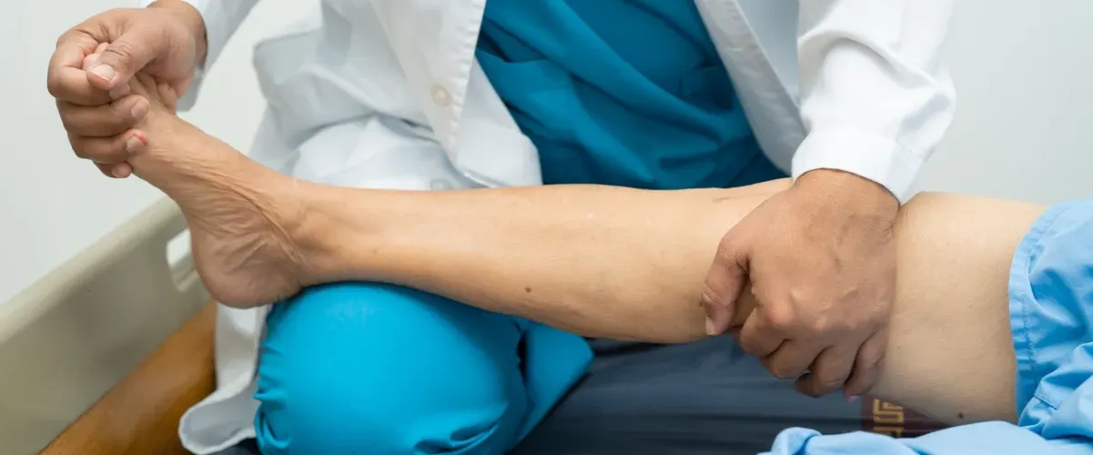 Fizjoterapia kolana: jak odzyskać sprawność i pozbyć się bólu?