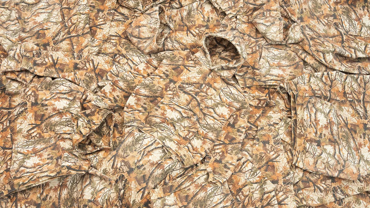 Gdzie kupić bluzy y2k – najlepsze miejsca na modę retro bez rozczarowań