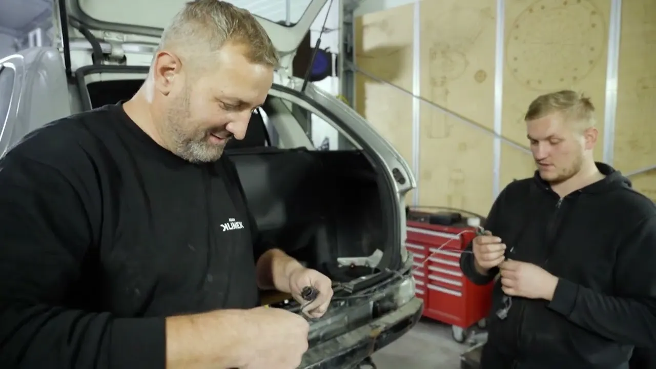 Oto aż 6 przyczyn fałszywych alarmów czujnika parkowania Insignii