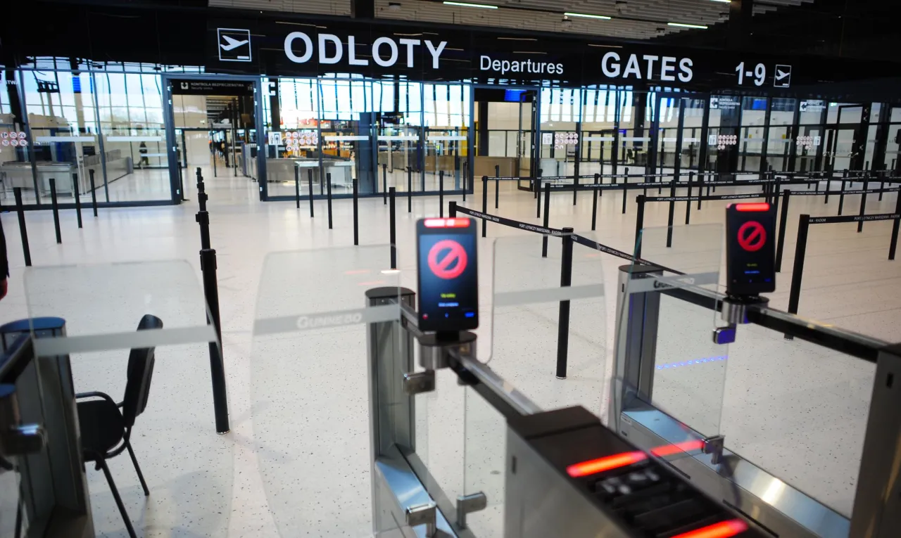 Lotnisko Radom kiedy rusza? Odkryj datę rozpoczęcia lotów!