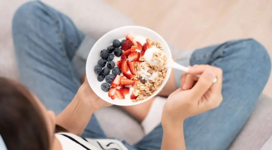 Przepisy na zdrowe jelita, które naprawdę poprawią twoje trawienie