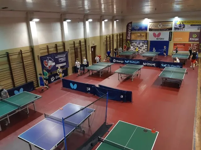 Gdzie w Toruniu można pograć w tenis stołowy? Sprawdź najlepsze miejsca