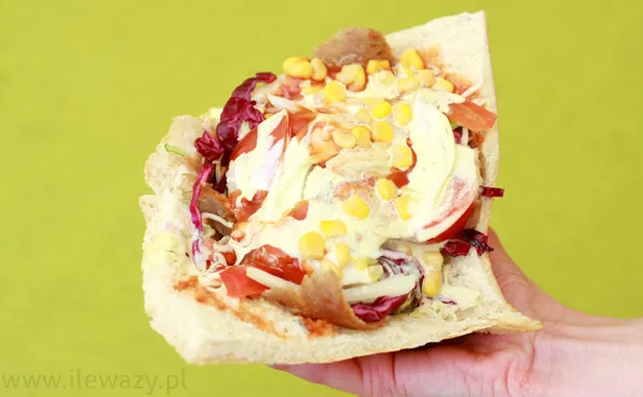 Kebab: Ile kalorii? Sprawdź, jak zamówić lżejszą wersję