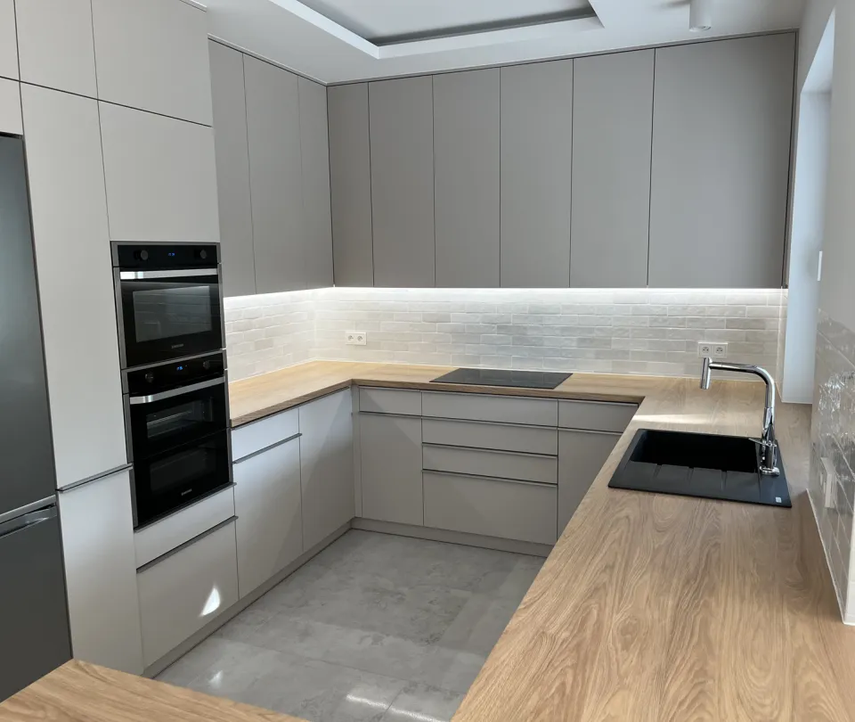 Kuchnia biało szara jaki kolor ścian? Oto idealne rozwiązania dla Ciebie