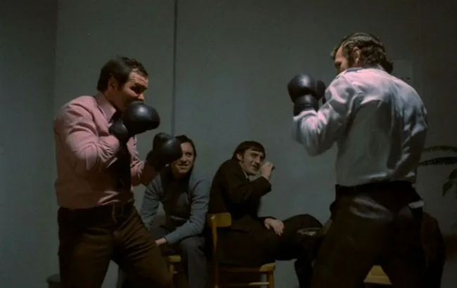 Przepraszam, czy tu biją cytaty - najważniejsze dialogi i ich znaczenie