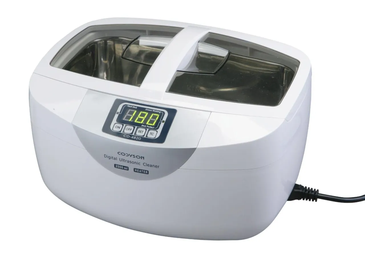 Jaką myjkę ultradźwiękową do warsztatu wybrać, aby zaoszczędzić czas?