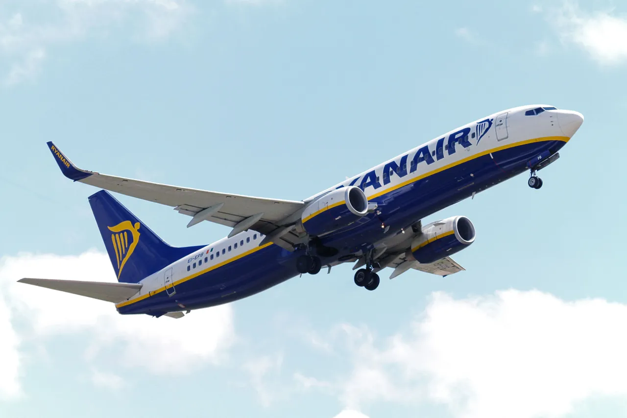 Samolot Ryanair ile miejsc - zaskakujące fakty o pojemności floty