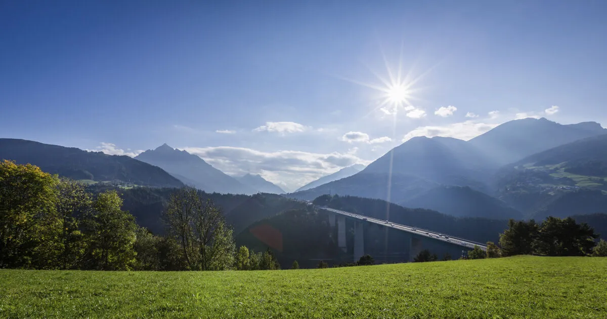Gdzie kupić winietę na autostrady w Austrii i uniknąć problemów?