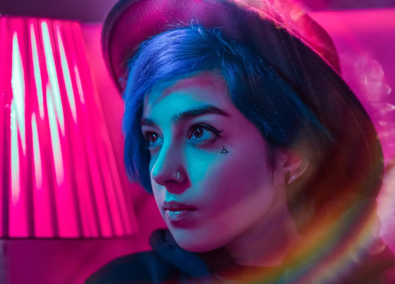 Ile kosztuje wymiana kolczyka u piercera? Sprawdź ceny i uniknij niespodzianek