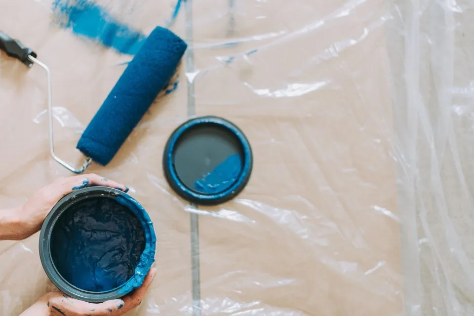 Gdzie wyrzucić farby? Bezpieczne metody utylizacji i recyklingu Gdzie wyrzucić farby? Bezpieczne metody utylizacji i recyklingu